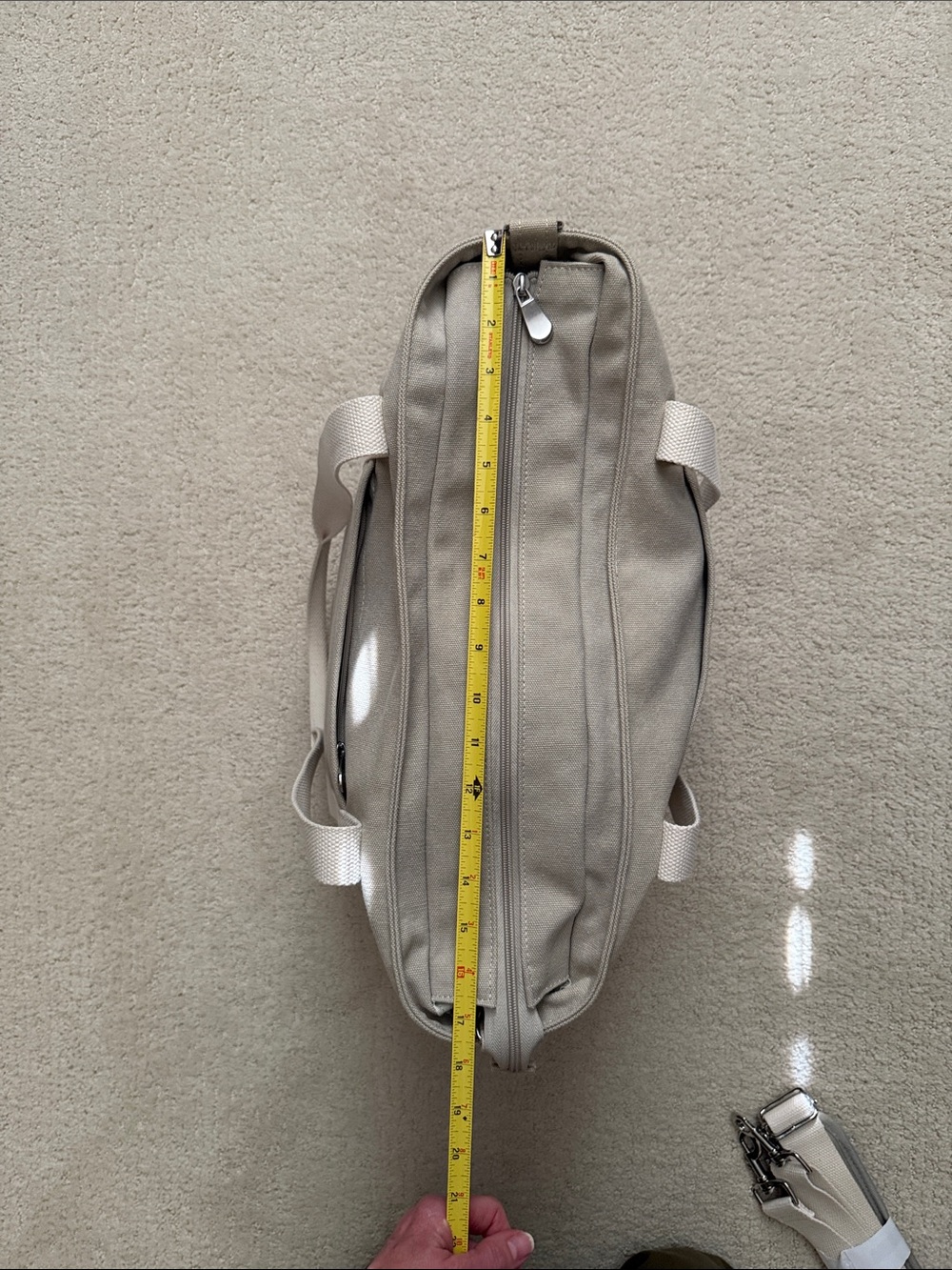 Lo & Sons Canvas Weekender Tote Bag - Picture 14 of 16